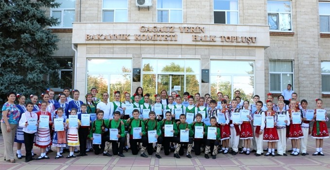 usak_artistlerina_gramotolar