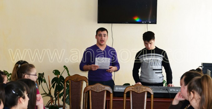 pedkolec_grisa_sipcu