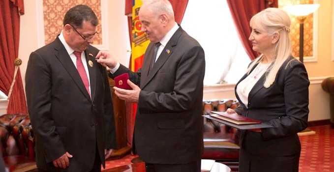 Buukelci_Kartal_orden