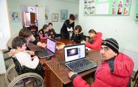 kusurlular_cadir_bibliotekasi_