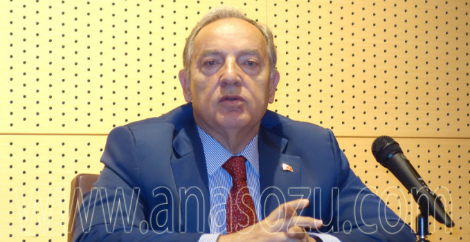 buukelci_preskonferentiya_