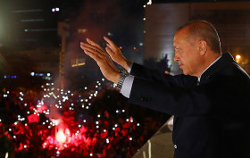 erdoganbalkon18