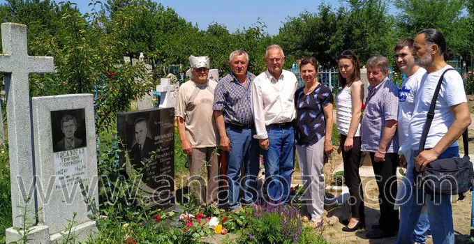 ioan_popazoglu_mezarinda