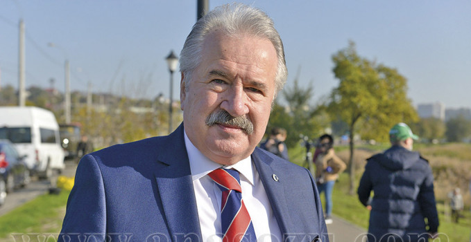 Gurol_Sokmensuer