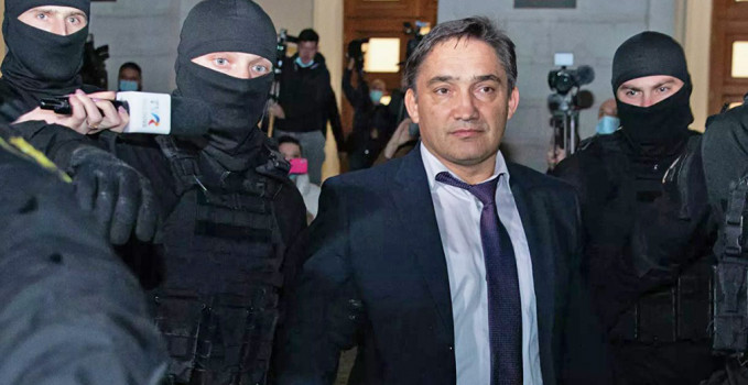 stoyanoglu_tutuklamak